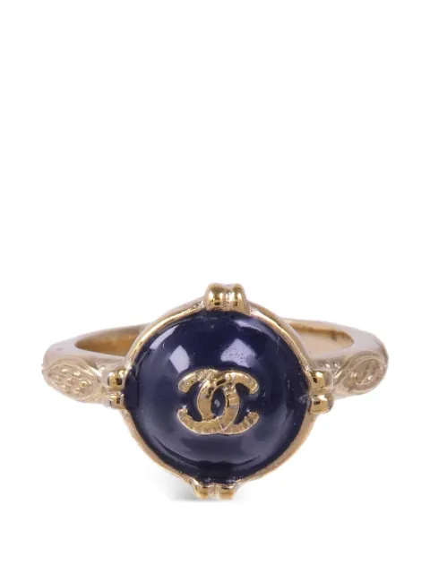 CHANEL Pre-Owned CC enamel ring