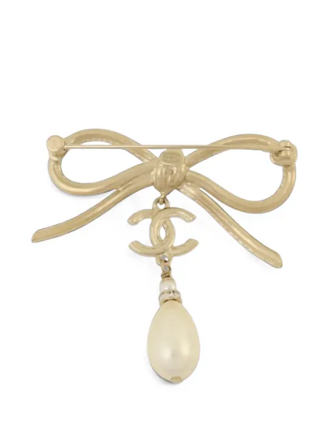 CHANEL Pre-Owned CC bow brooch