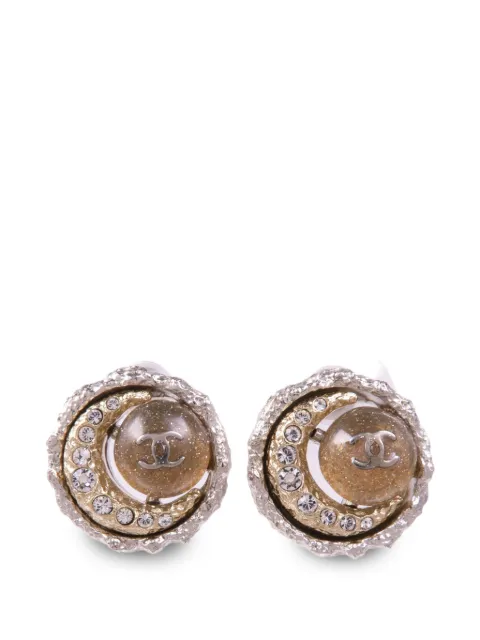 CHANEL Pre-Owned aretes con motivo de luna creciente y logo CC