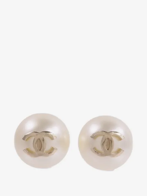 CHANEL Pre-Owned créoles à perles artificielles