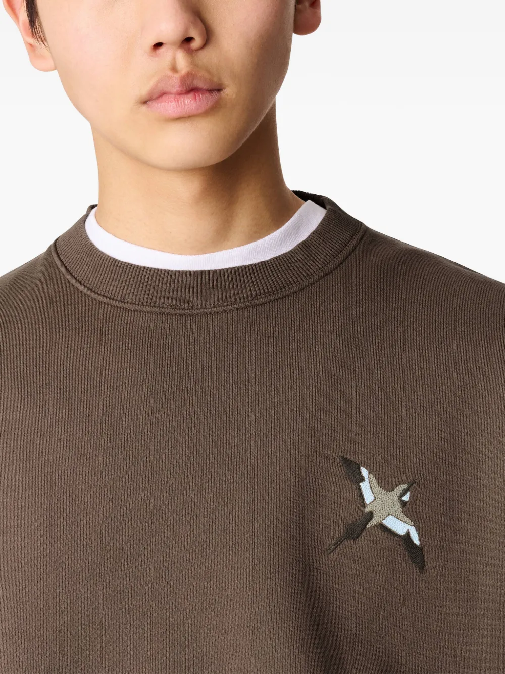 Axel Arigato Micro Bee Bird sweater Bruin