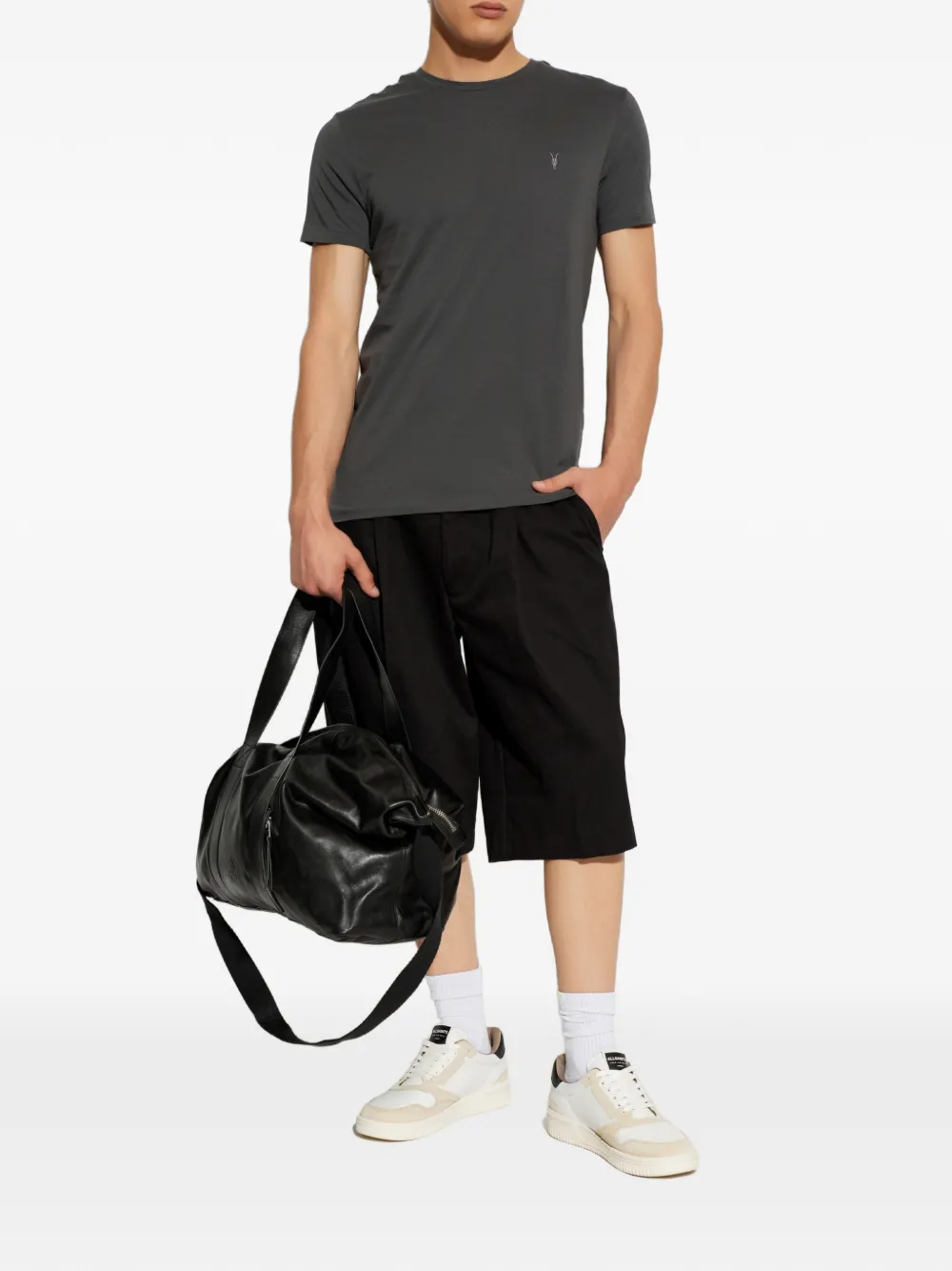 AllSaints Castro shorts met plooien Zwart