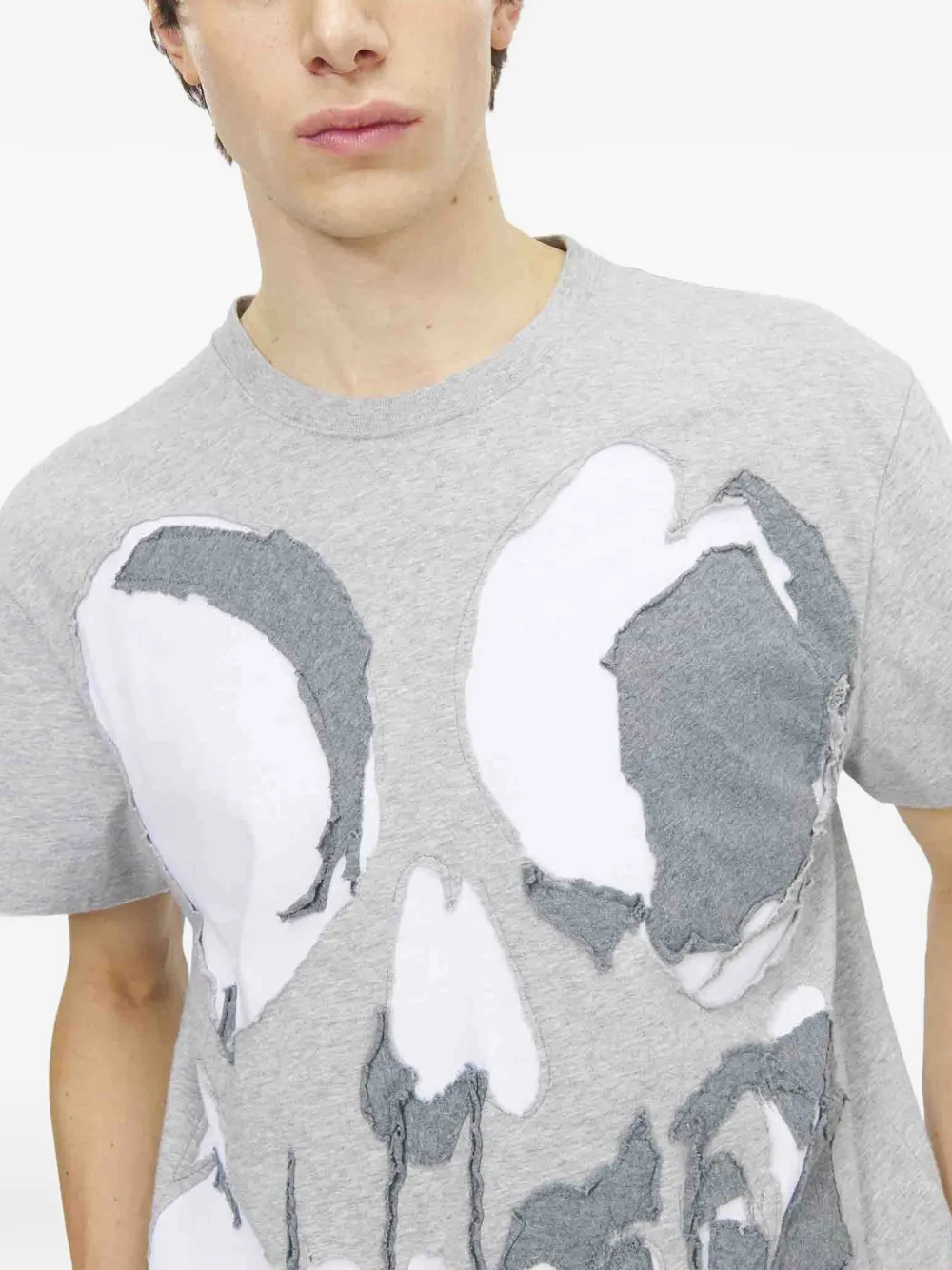 Alexander McQueen T-shirt met doodskopapplicatie Grijs