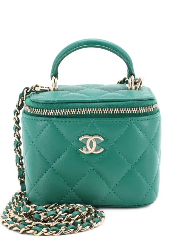 Chanel Pre-owned Classic Top Handle Vanity Case with Chain Quilted Lambskin Mini Crossbody Bag in Green