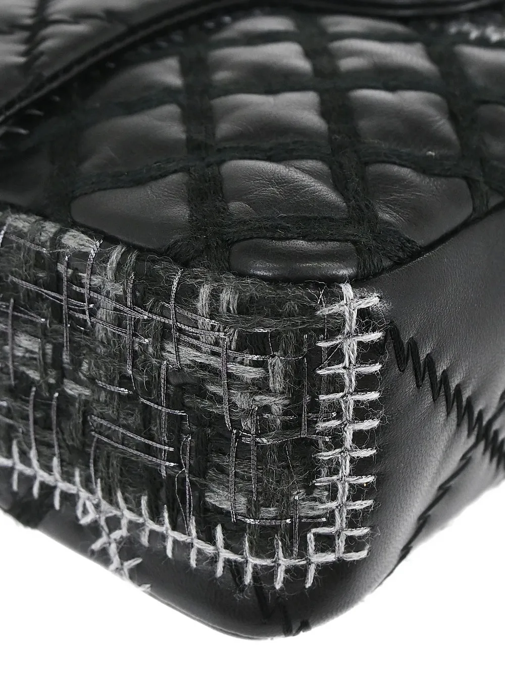 Chanel Pre-owned 2011 Patchwork Stitch Shoulder Bag in Black, view 5