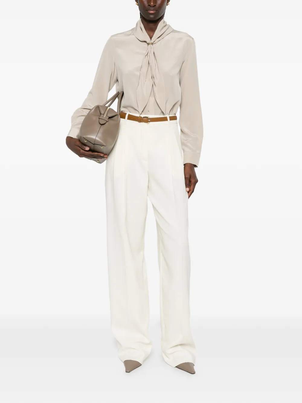 Max Mara Dry zijden blouse met strikdetail Beige