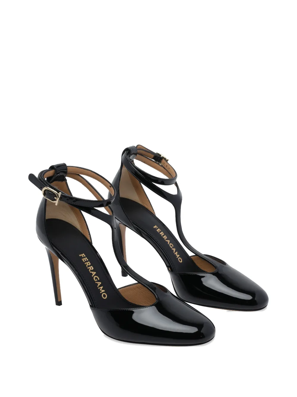 Ferragamo Tildea patent leather pumps Zwart