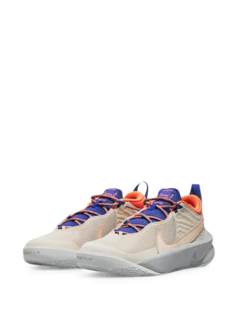 Nike Kids tenis Team Hustle D10 SE GS