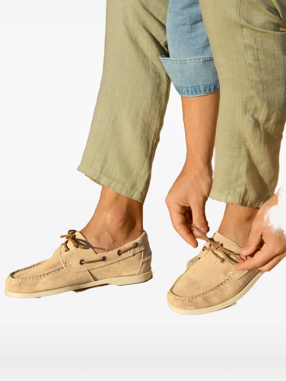 Manebi lace-up suede boat shoes Beige
