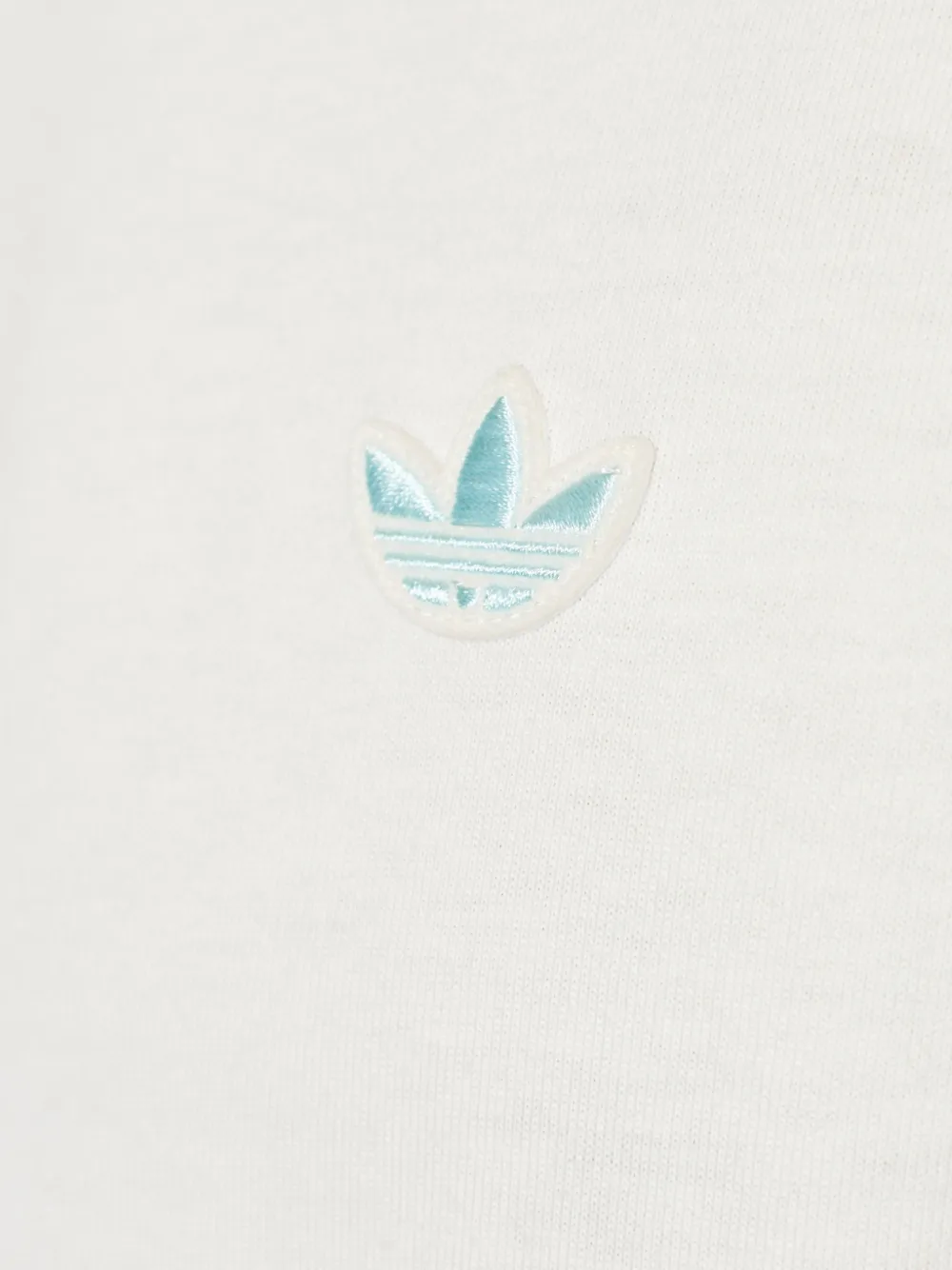 adidas T-shirt met geborduurd logo Beige