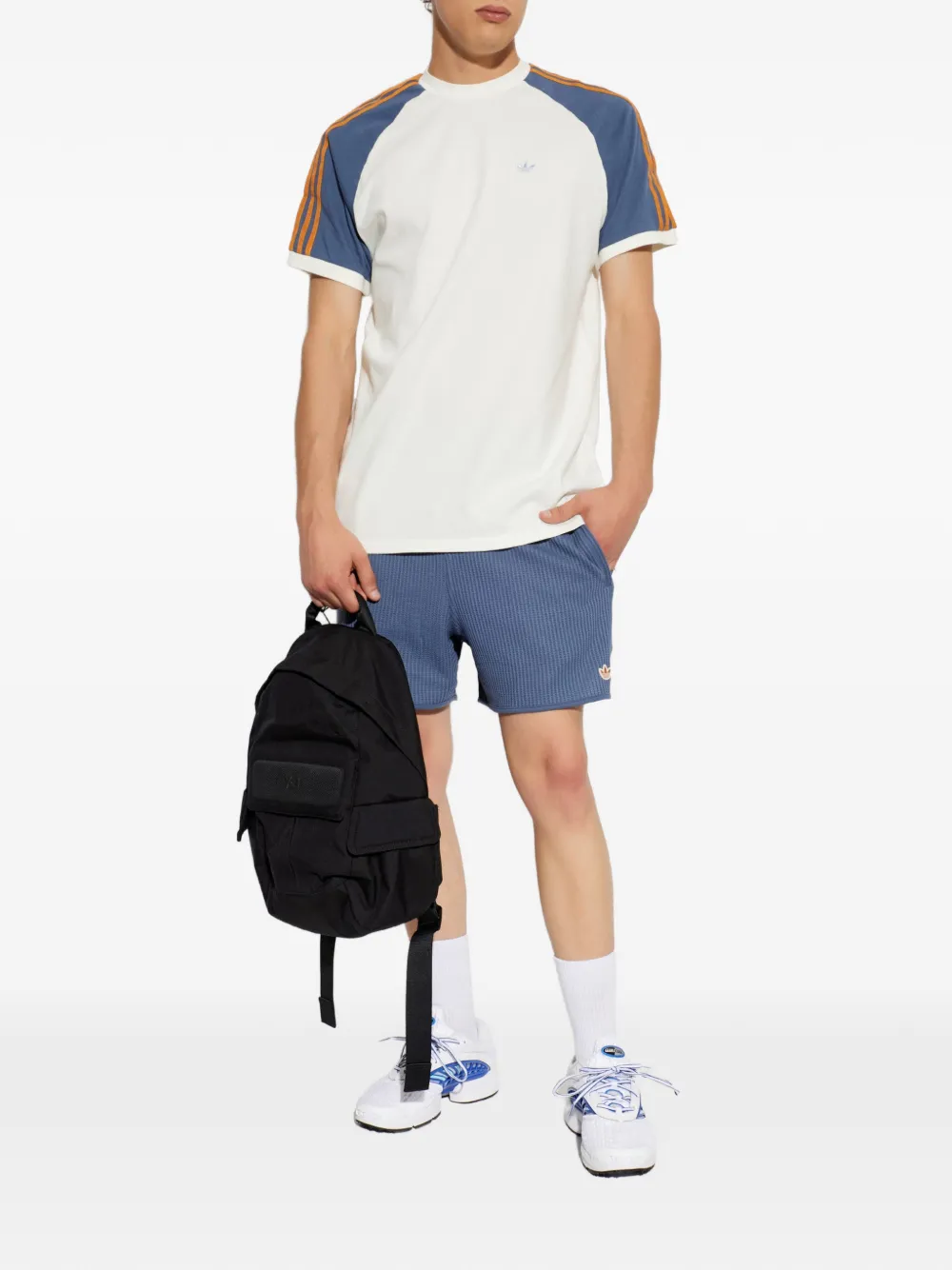 adidas T-shirt met logopatch en raglan mouwen Wit