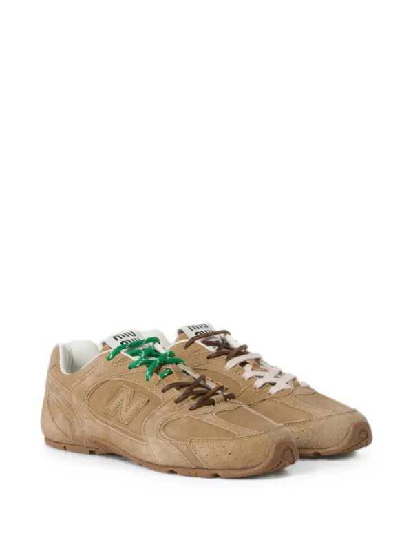 Miu Miu x New Balance 530 SL Suede Sneakers | ニュートラル