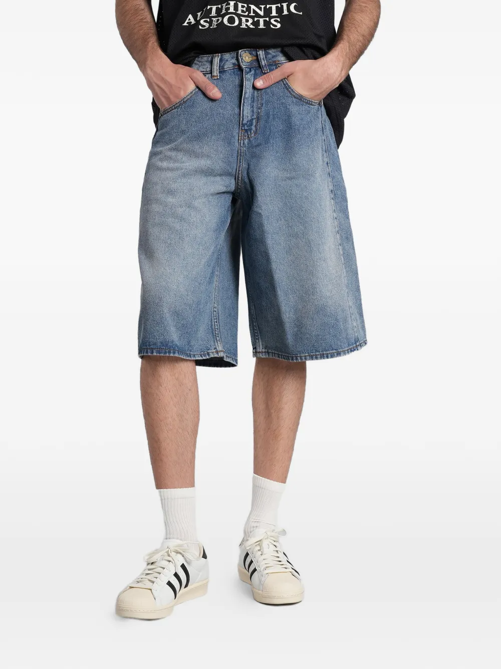 adidas logo-embroidered denim shorts - Blu