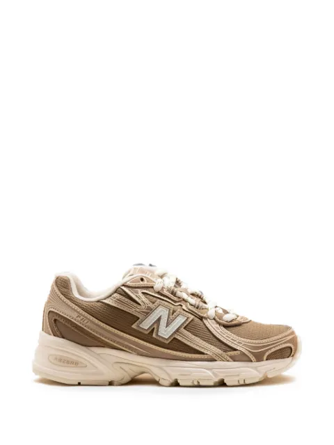 New Balance 740 sneakers