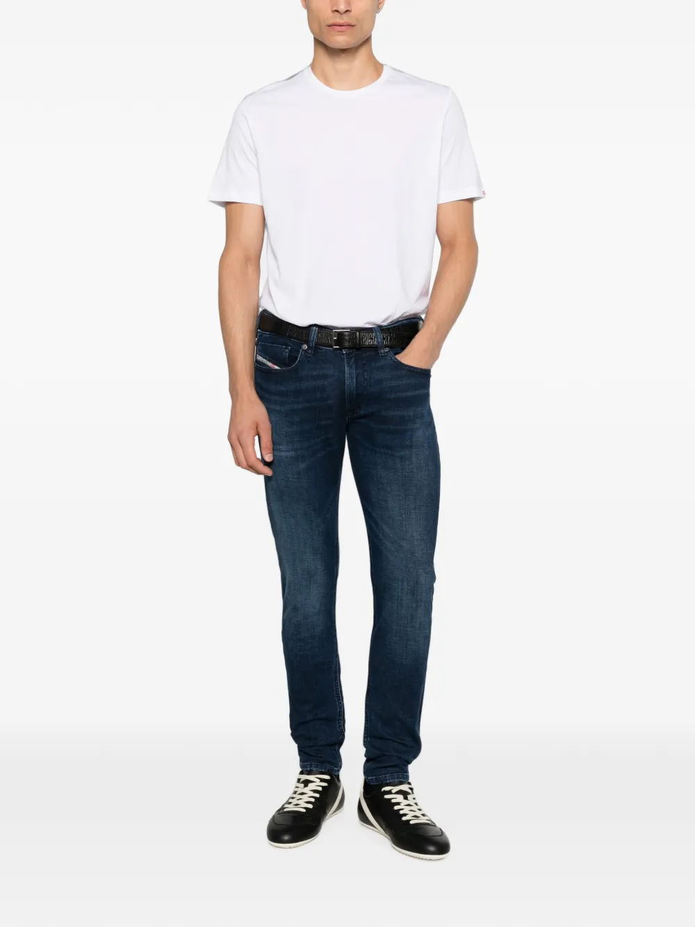 Diesel 1979 Sleenker jeans met logo-patch Blauw