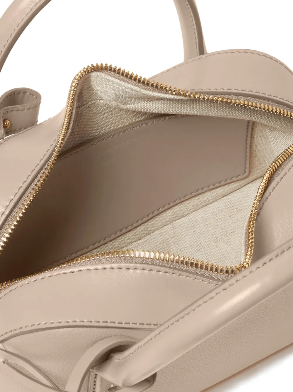 Stella McCartney Shopper met hangslot-detail en textuur Beige