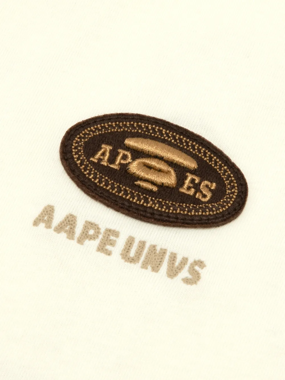 AAPE BY *A BATHING APE T-shirt met logopatch en puffprint Beige