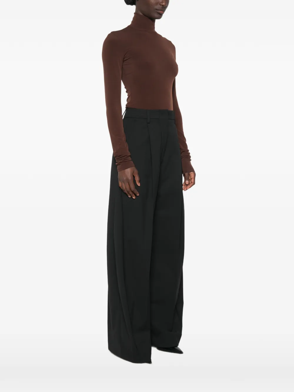 THE ANDAMANE Ziggy romper met hoge hals en lange mouwen Bruin