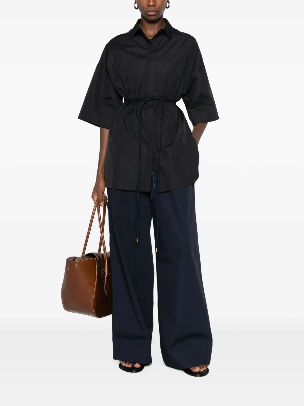 Max Mara Blouse met korte mouwen en ceintuur Zwart
