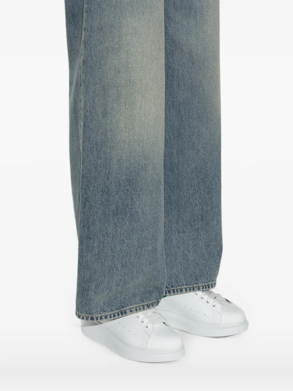 Alexander McQueen Oversized sneakers Wit