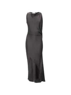 victoria beckham strapless dress at the Met Gala over the years  Front ruching adds a tactile detail Victoria Beckham's Strapless Dress With