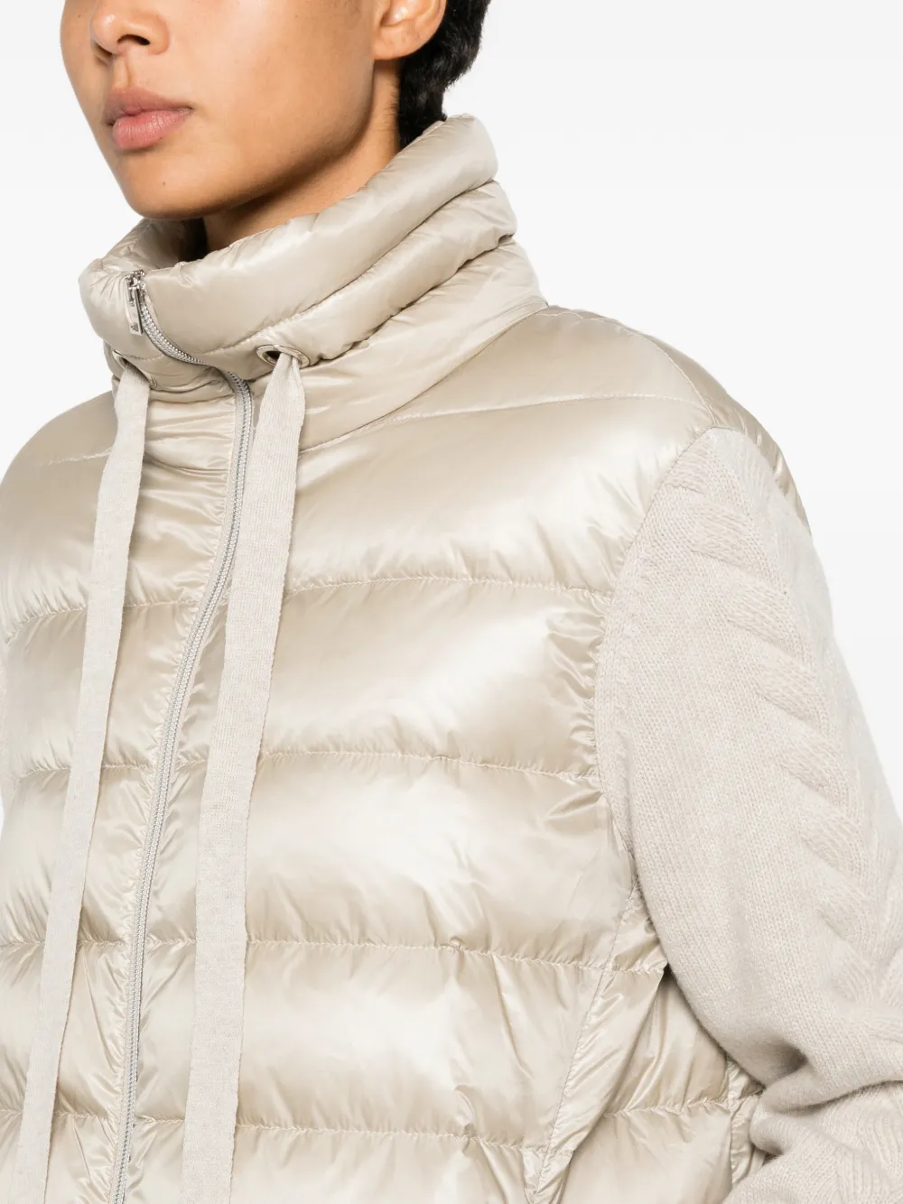 Herno Gewatteerde jas met vlakken en rits Beige