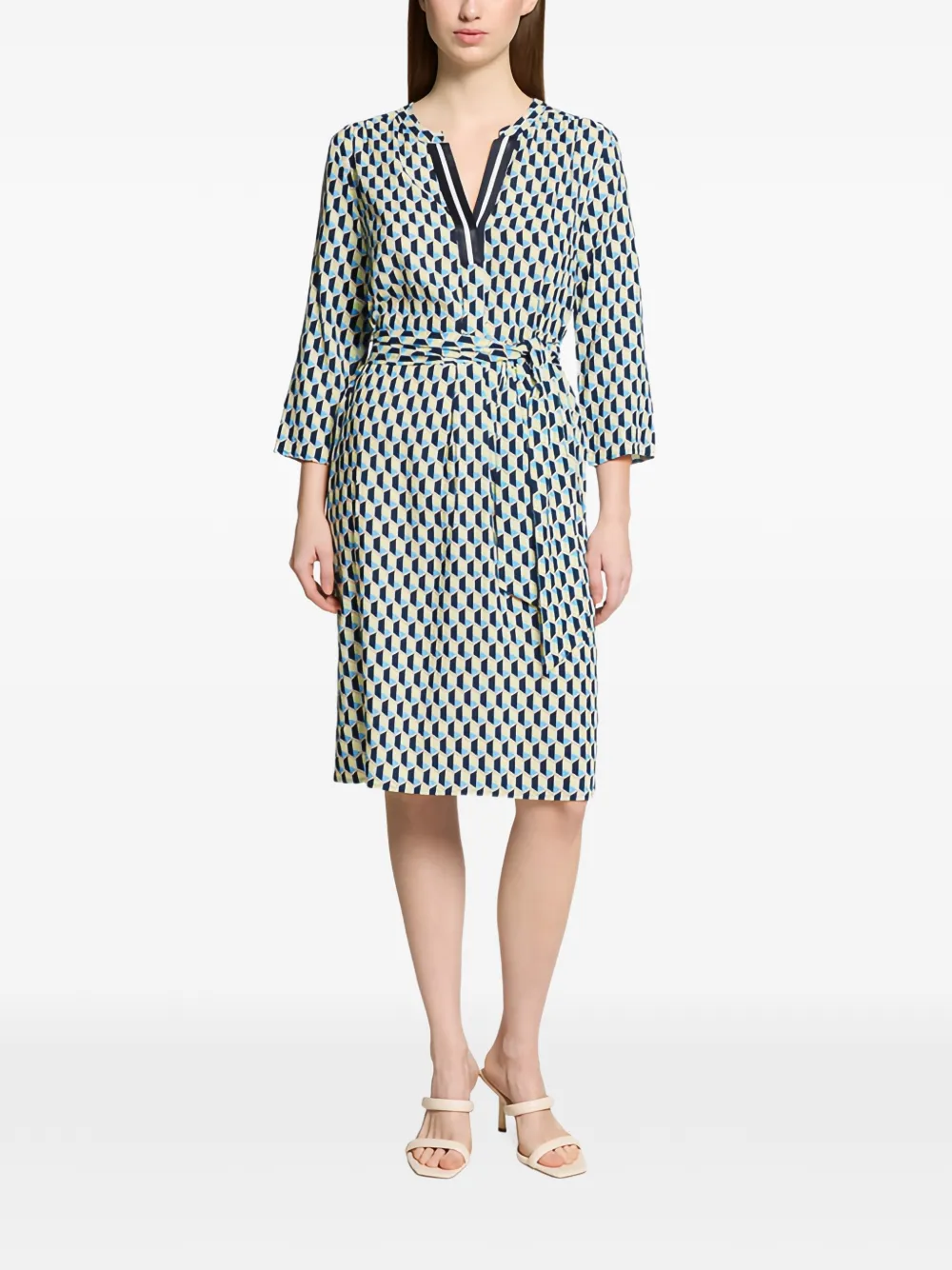 Betty Barclay Jurk met geometrische print en ceintuur Blauw