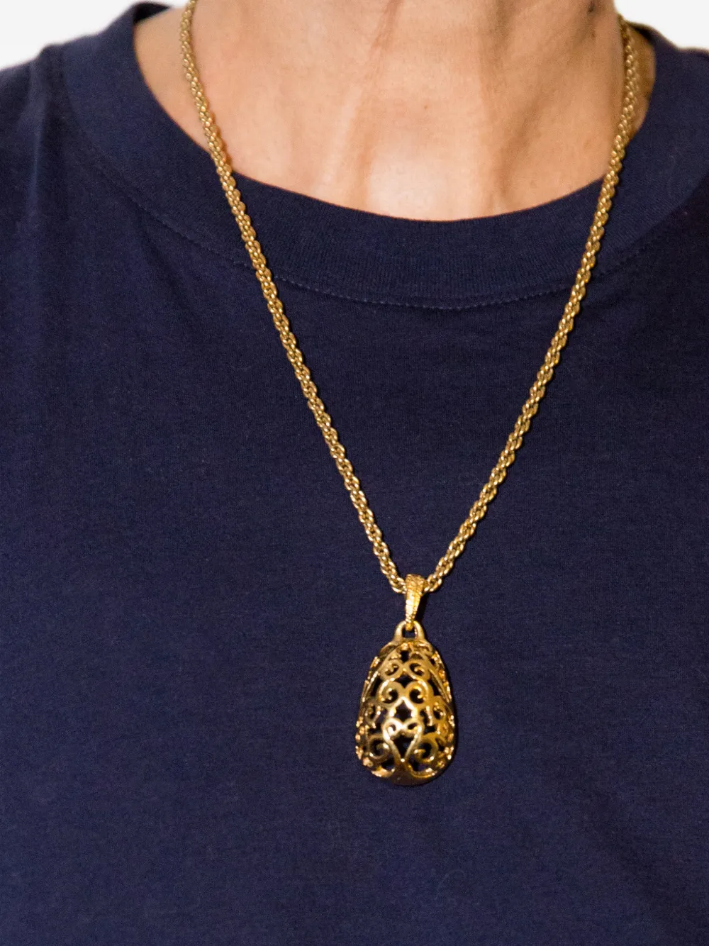 Saint Laurent Pre-owned 1990s Filigree Drop Necklace in Gold