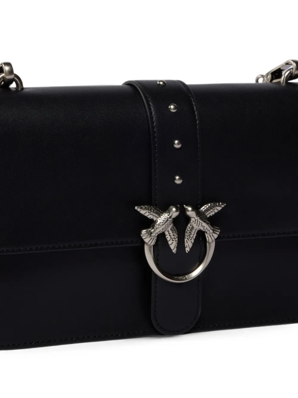 PINKO Medium Love handtas van leer met gesp Zwart