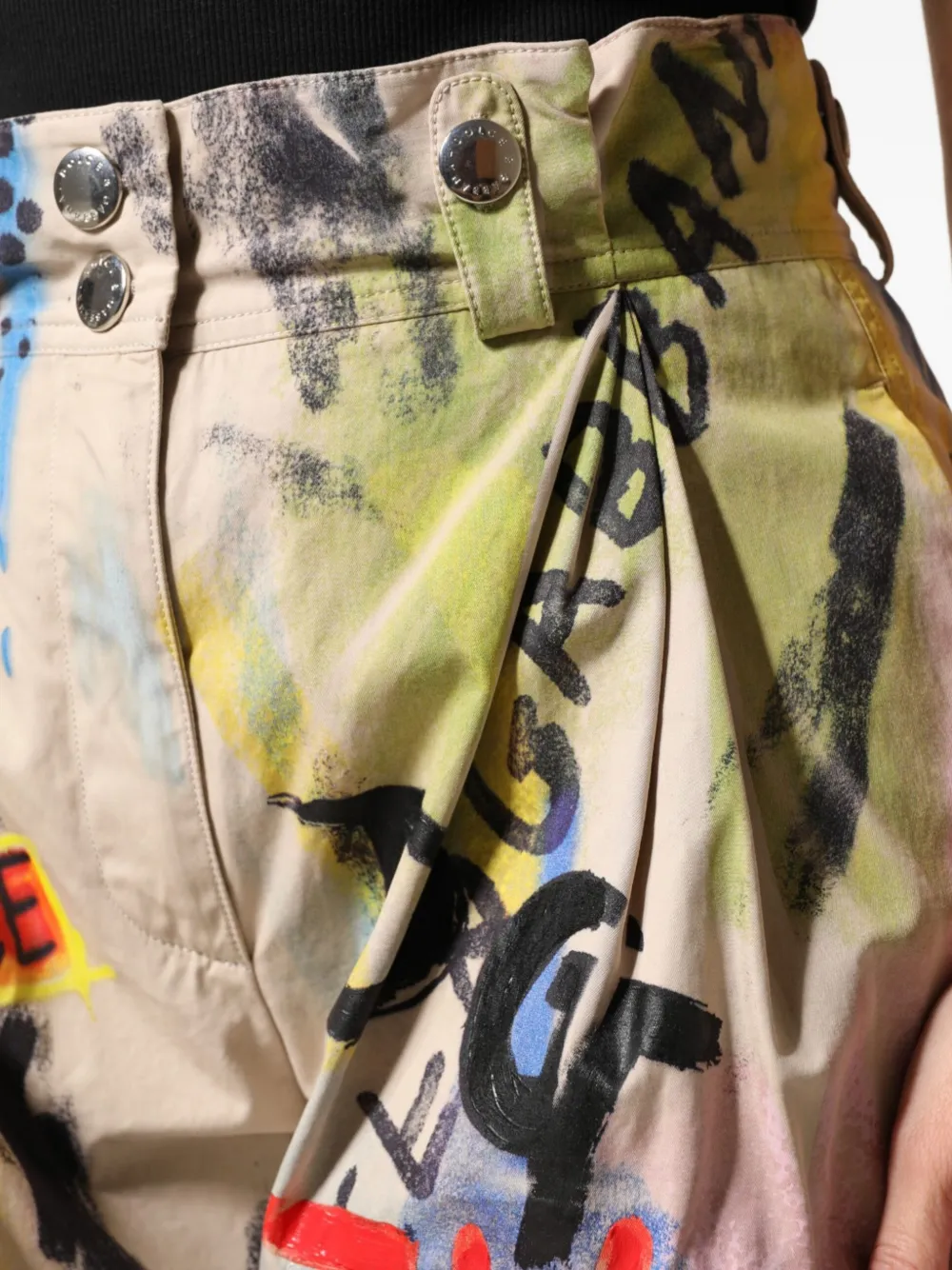 Dolce & Gabbana Bermuda shorts met print Beige