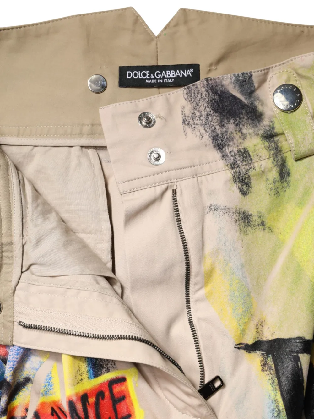 Dolce & Gabbana Bermuda shorts met print Beige