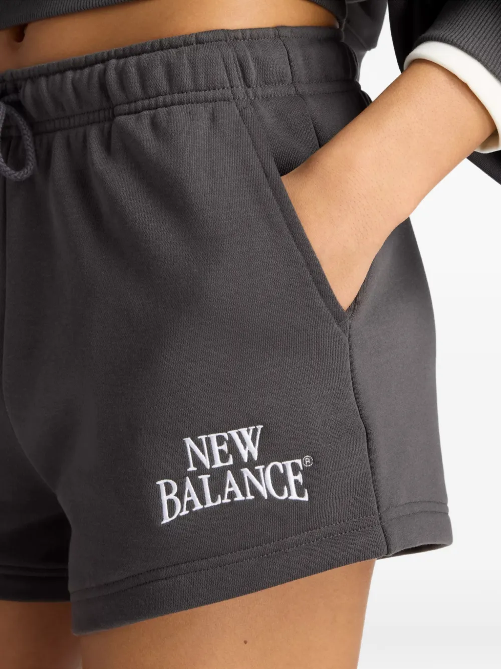 New Balance Trackside French Terry shorts Grijs