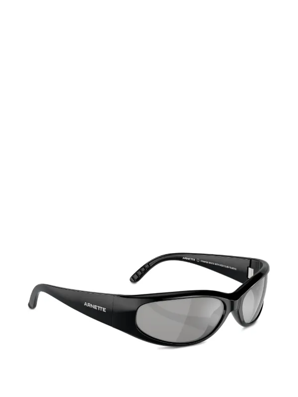 Arnette Catfish　サングラス マットブラック Arnette Catfish oval-frame Sunglasses | Black | FARFETCH