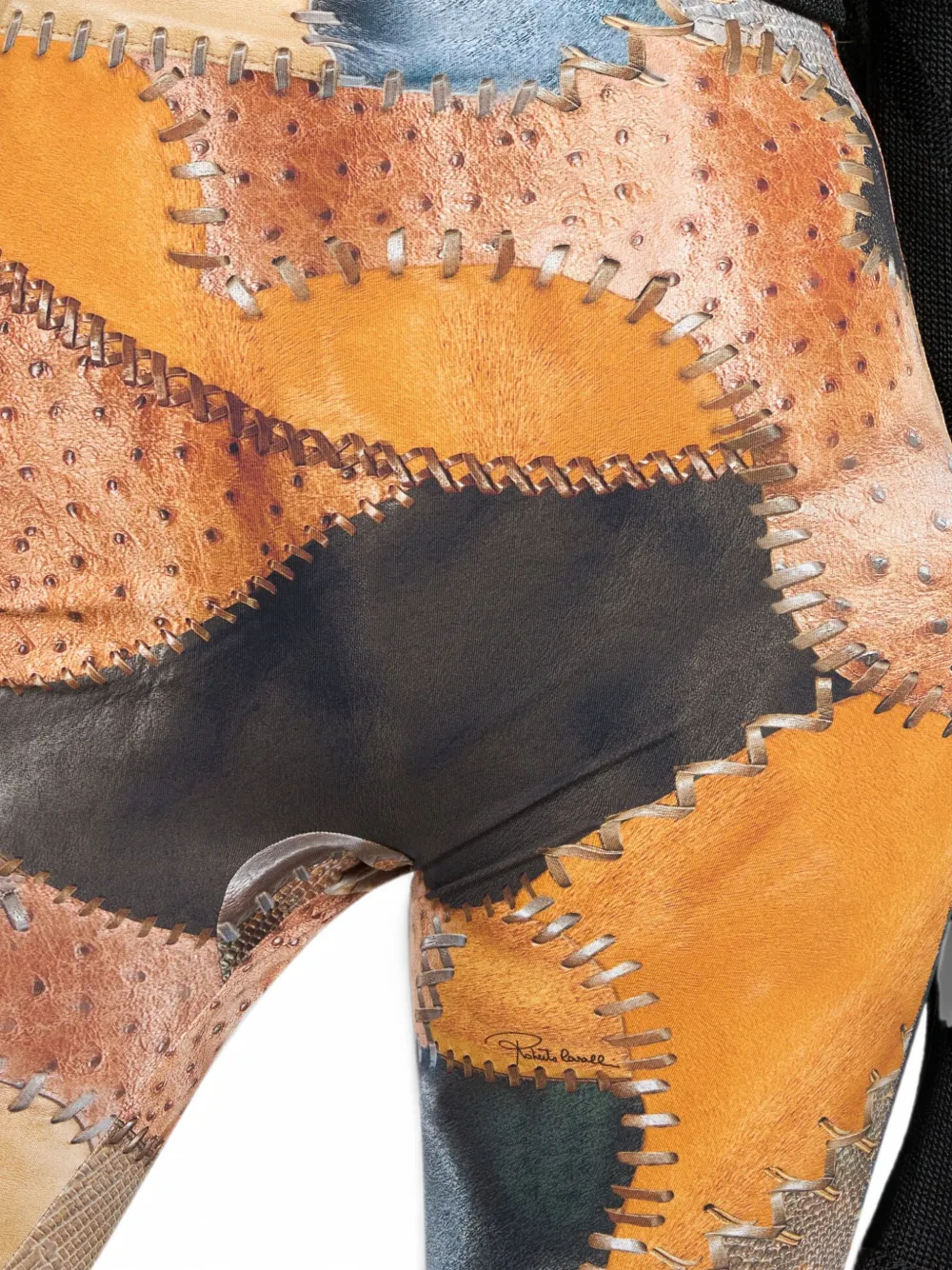 Roberto Cavalli Flared broek met print Bruin