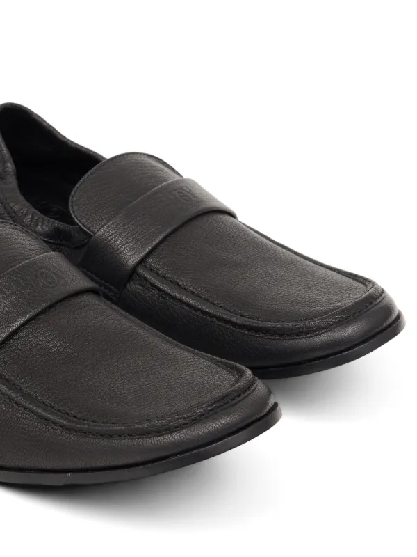 MM6 ローファー MM6 Maison Margiela Swing Toe ローファー | ブラック | FARFETCH JP