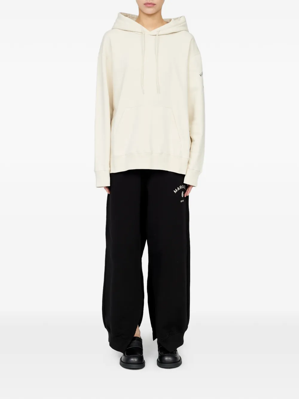 MM6 Maison Margiela Sweater met print Beige