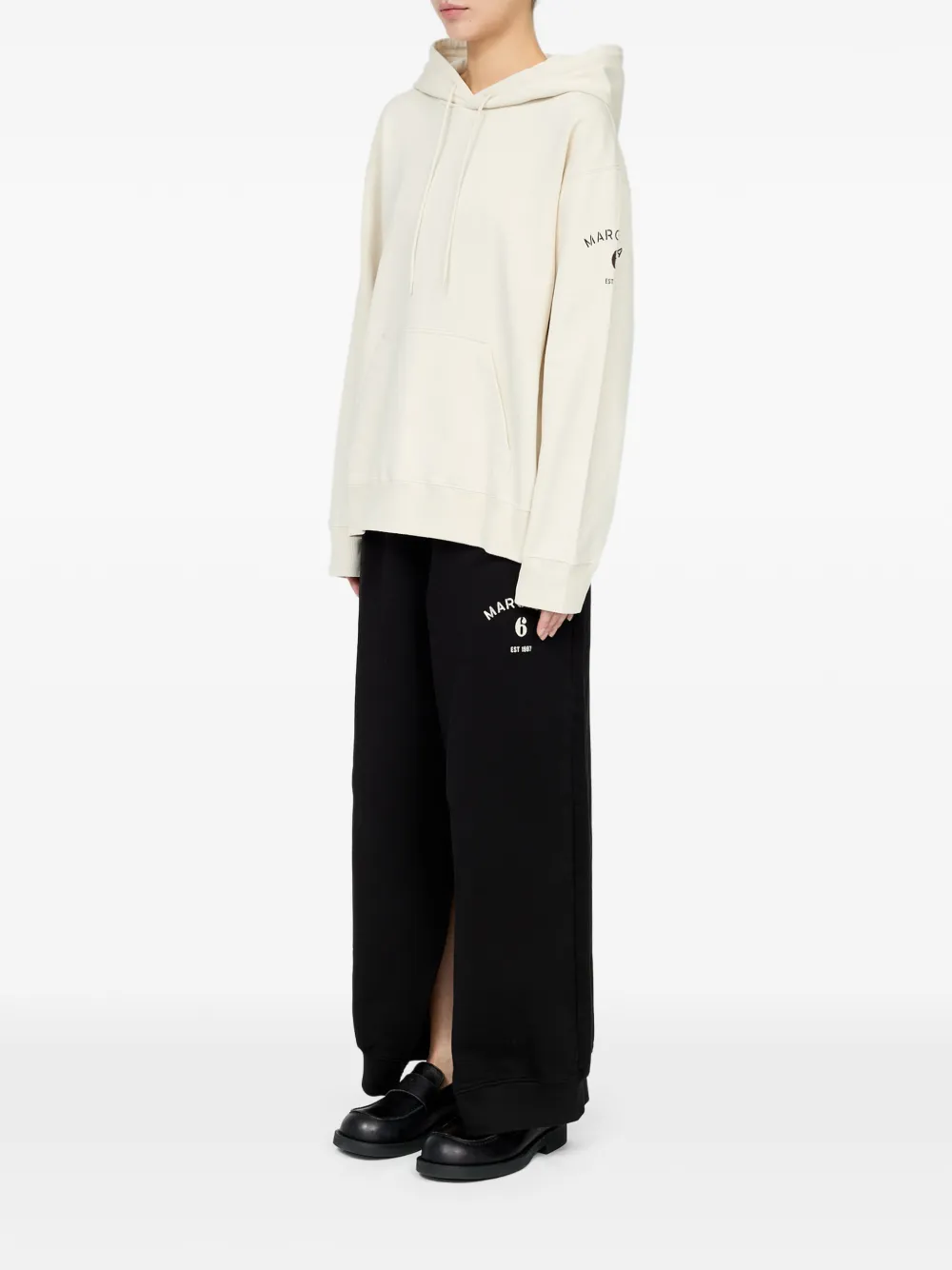 MM6 Maison Margiela Sweater met print Beige