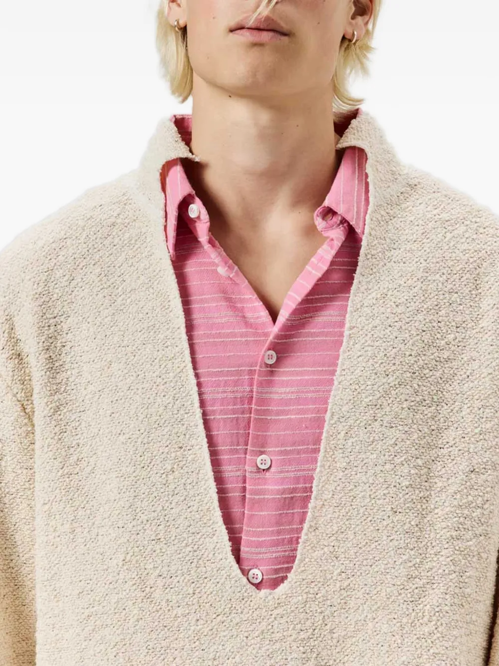 424 Bouclé trui met diepe V-hals Beige