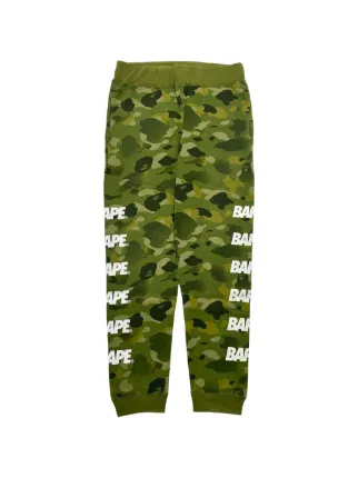 A BATHING APE®