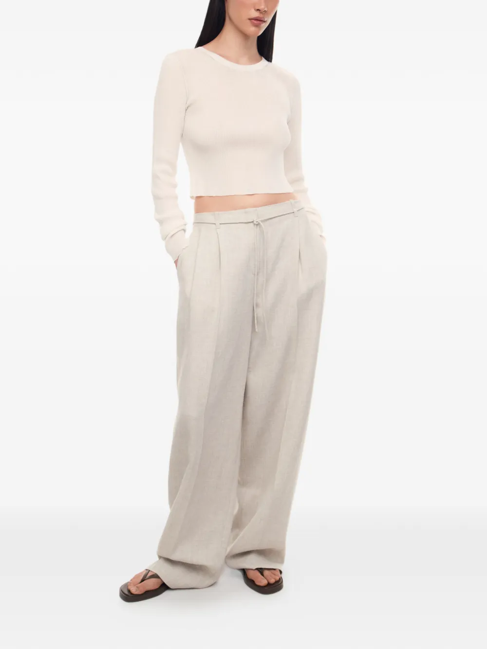 12 STOREEZ Lattice ribgebreide cropped sweater Wit