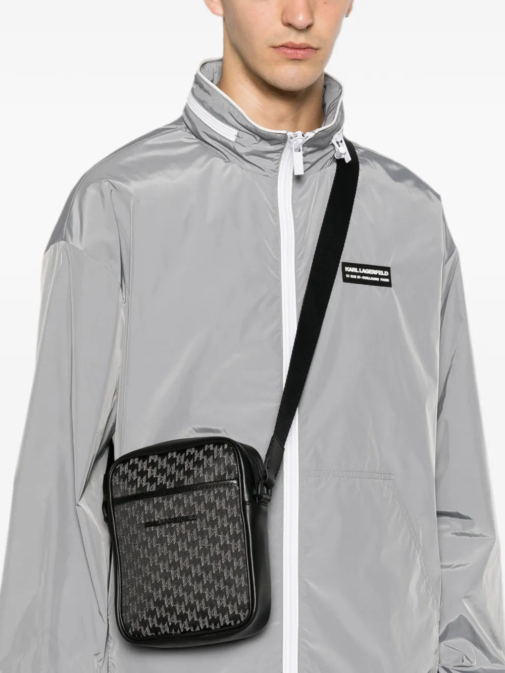 Karl Lagerfeld Messengertas met monogramprint Zwart