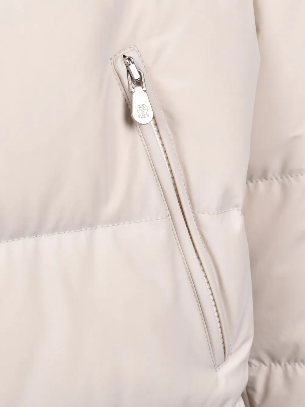 Brunello Cucinelli Gewatteerd jack met capuchon Wit