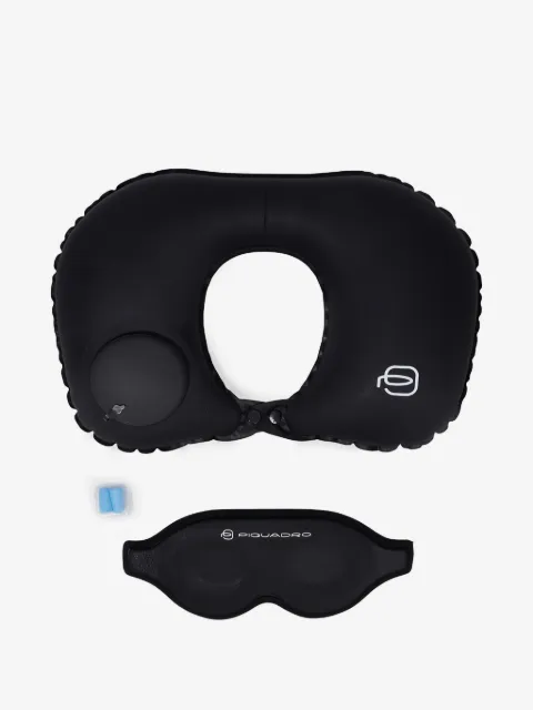 PIQUADRO logo-print inflatable travel set