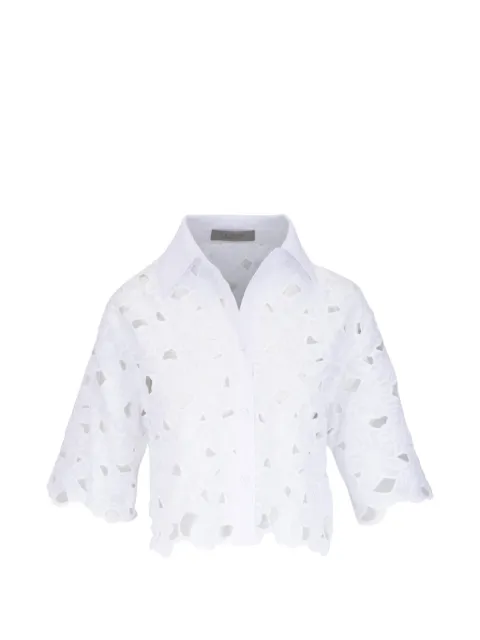 D.Exterior chemise en broderie anglaise