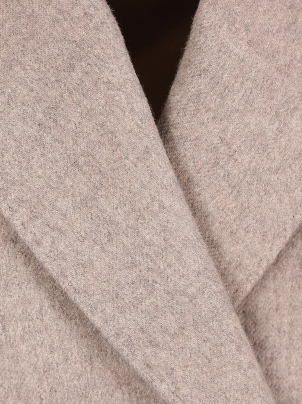 Max Mara Blazer met dubbele rij knopen en puntige revers Beige