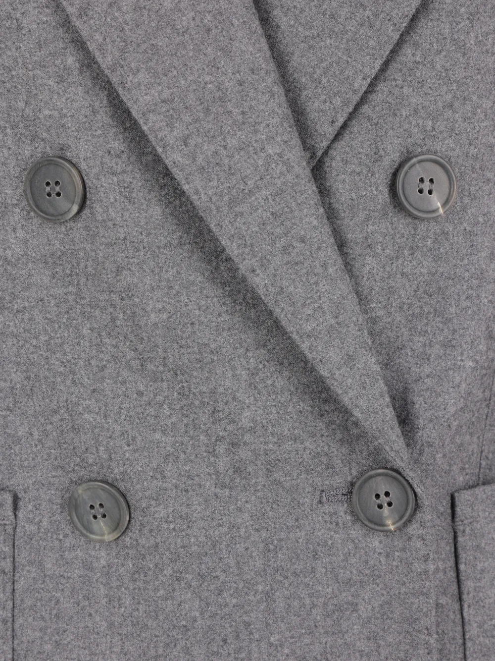 Max Mara Blazer met dubbele rij knopen en puntige revers Grijs