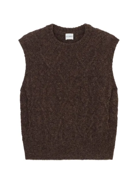 Closed crew-neck vest