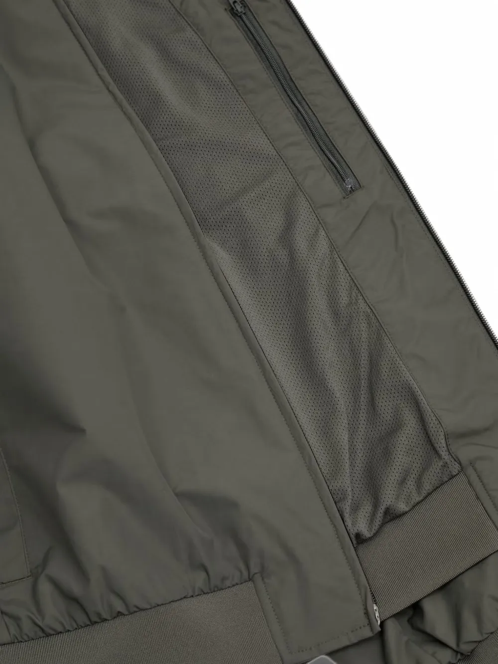 Fred Perry Jack met geborduurd logo en rits Groen