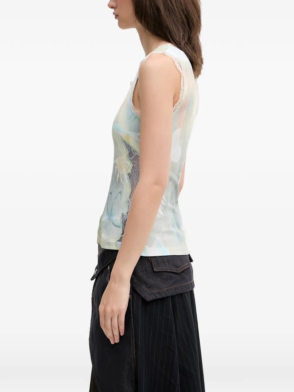 Andersson Bell Top met kanten afwerking en grafische print Beige