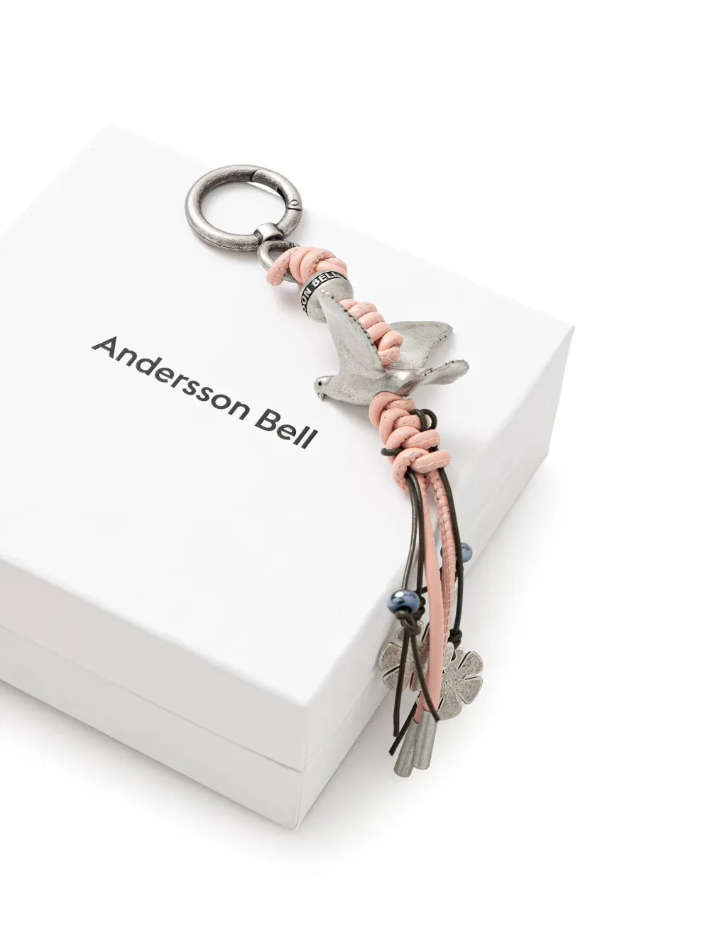 Andersson Bell Lucky Bird sleutelhanger met bloemen-detail Roze